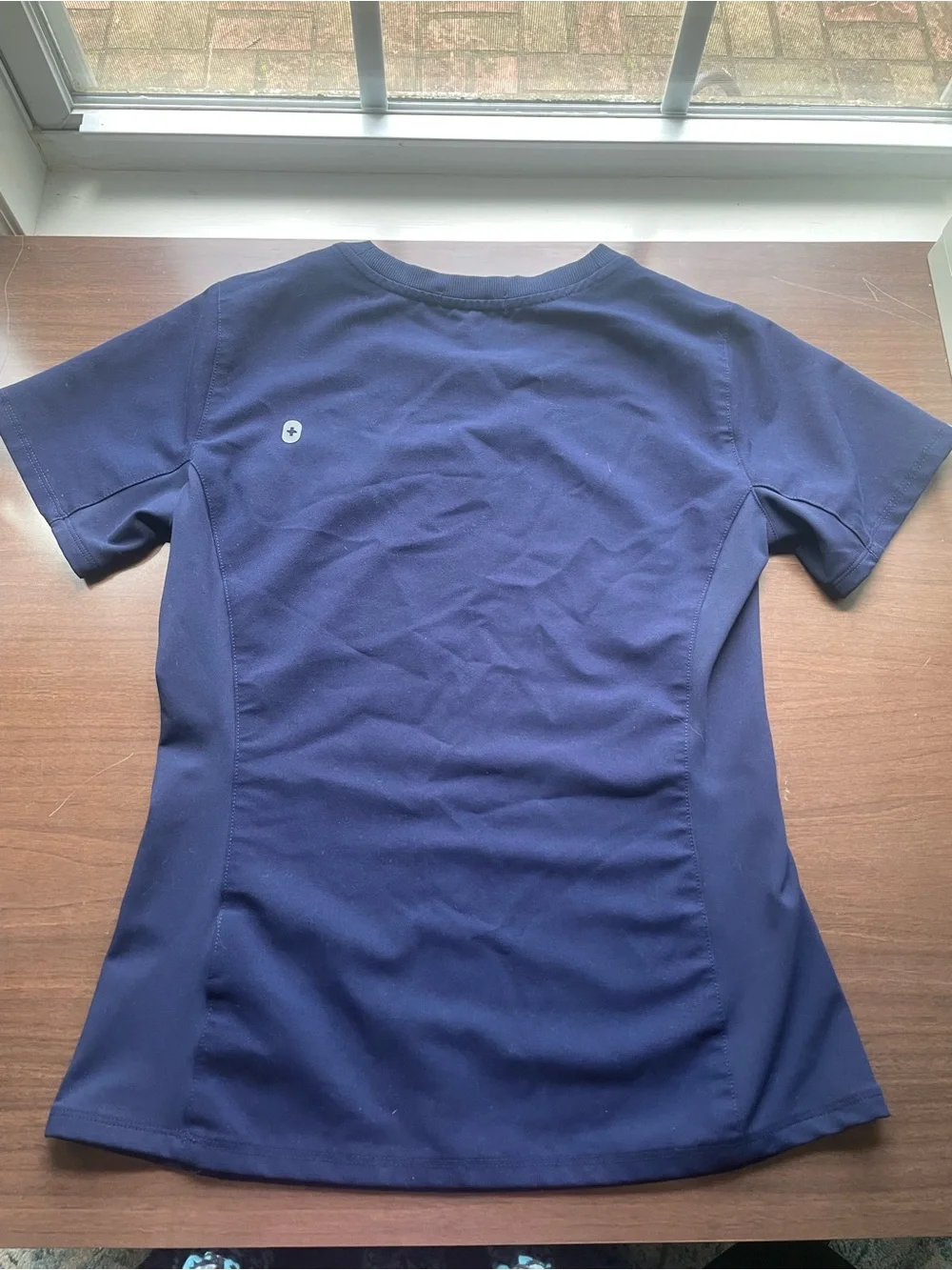 Figs navy short